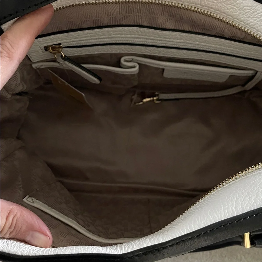 New Michael Kors White and Black Leather Satchel with Gold Hardware - Picture 3 of 6
